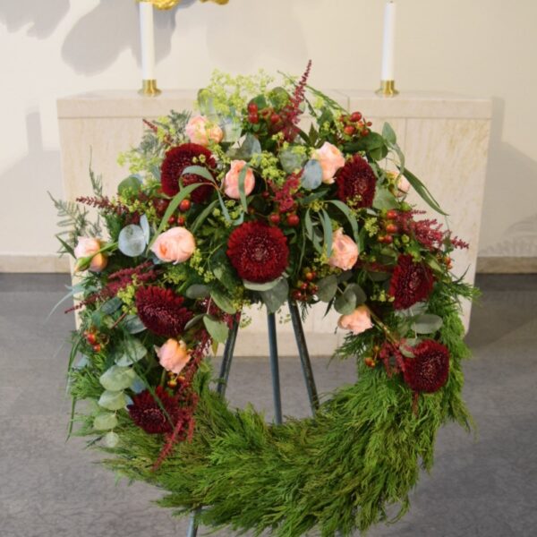 #2 - Krans i vinrött och rosa